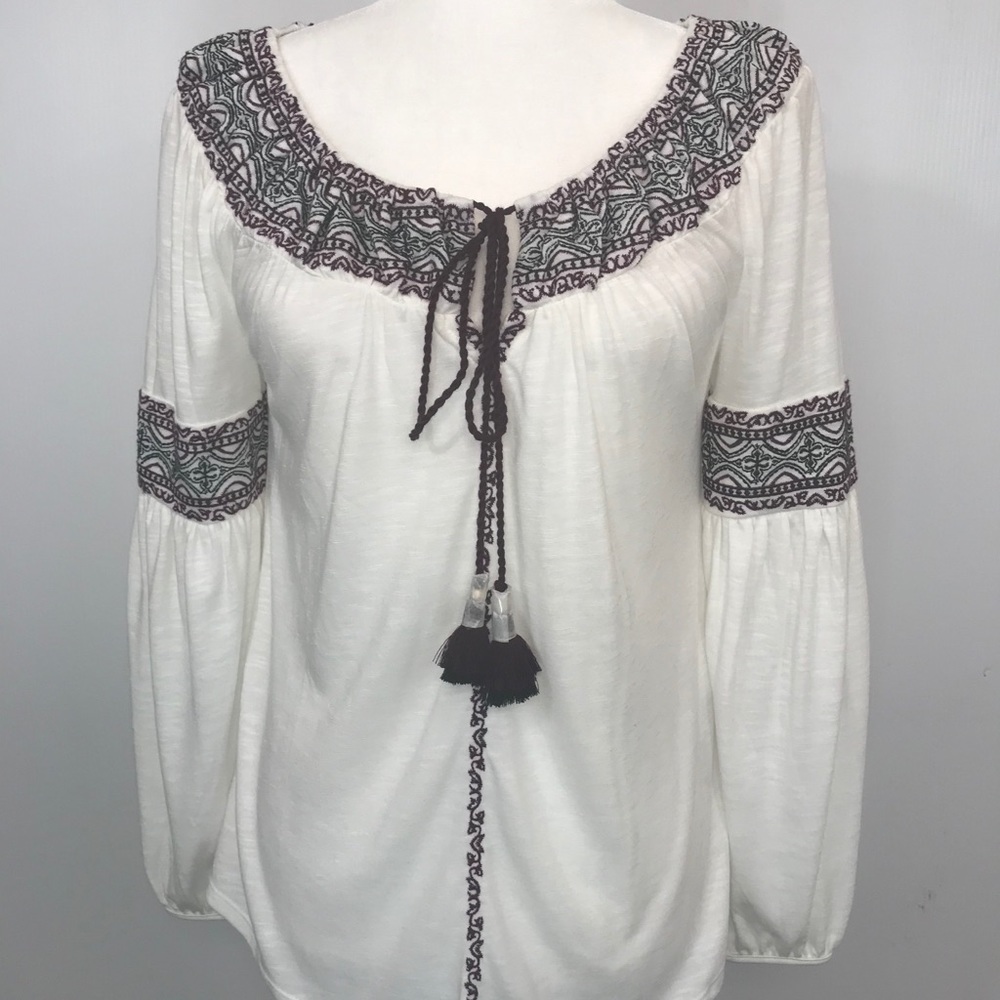 White House Black Market Embroidered Top - Size: S - Picture 11 of 17